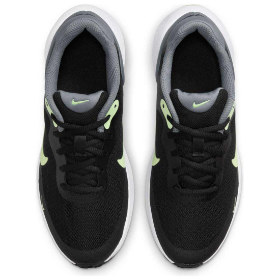Nike Revolution 7